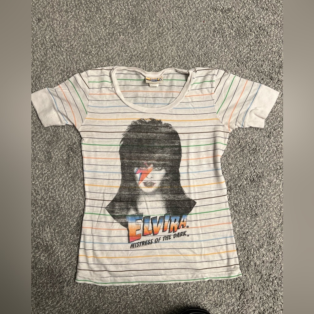 Vintage Y2K Elvira/Bowie mash up shirt.